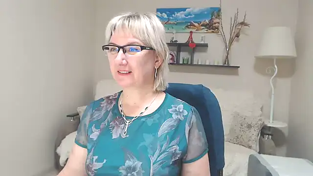 Snapshot of FleurMays chatting on January 2025 04:47:01 AM FleurMays online show from January 2025 04:47:01 AM