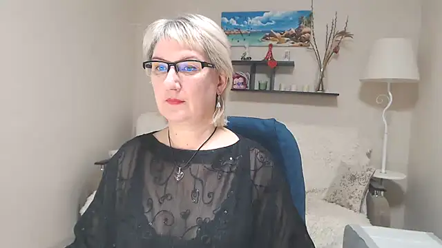 Snapshot of FleurMays chatting on January 2025 02:26:02 AM FleurMays online show from January 2025 02:26:02 AM