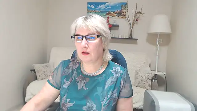 Snapshot of FleurMays chatting on February 2025 12:30:02 PM FleurMays online show from February 2025 12:30:02 PM
