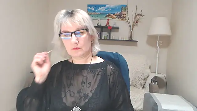 Snapshot of FleurMays chatting on February 2025 03:50:02 AM FleurMays online show from February 2025 03:50:02 AM