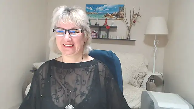 Snapshot of FleurMays chatting on February 2025 07:12:02 AM FleurMays online show from February 2025 07:12:02 AM