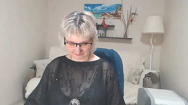 Snapshot of FleurMays chatting on February 2025 12:22:02 PM FleurMays online show from February 2025 12:22:02 PM