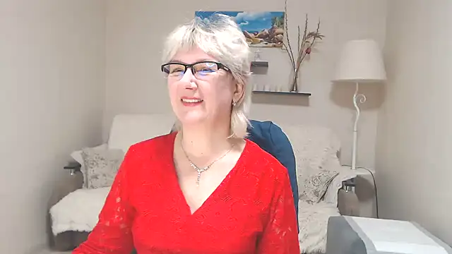 Snapshot of FleurMays chatting on February 2025 04:26:02 AM FleurMays online show from February 2025 04:26:02 AM