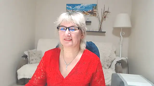 Snapshot of FleurMays chatting on February 2025 07:32:02 AM FleurMays online show from February 2025 07:32:02 AM