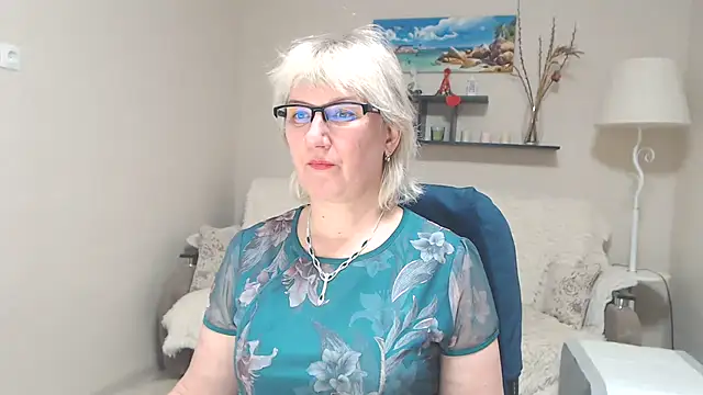 Snapshot of FleurMays chatting on February 2025 12:17:02 PM FleurMays online show from February 2025 12:17:02 PM