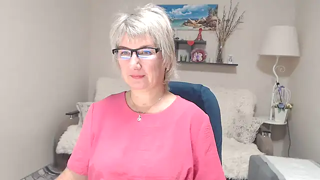 FleurMays online show from October 2025 05:18:01 AM