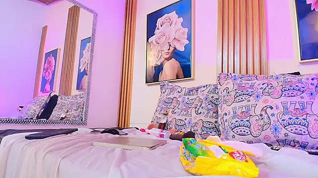 Snapshot of Scarleet_am chatting on January 2025 06:44:02 AM Scarleet am online show from January 2025 06:44:02 AM