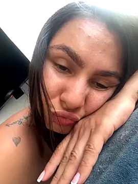 SofiaG  online show from October 2025 10:28:02 PM