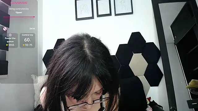 Snapshot of Maki_Zein chatting on February 2025 04:36:02 PM Maki Zein online show from February 2025 04:36:02 PM