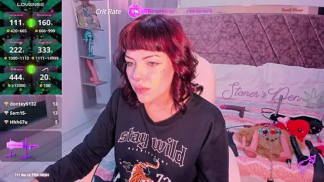 Snapshot of Sarah-Stoner chatting on March 2025 07:49:02 PM Sarah-Stoner online show from March 2025 07:49:02 PM