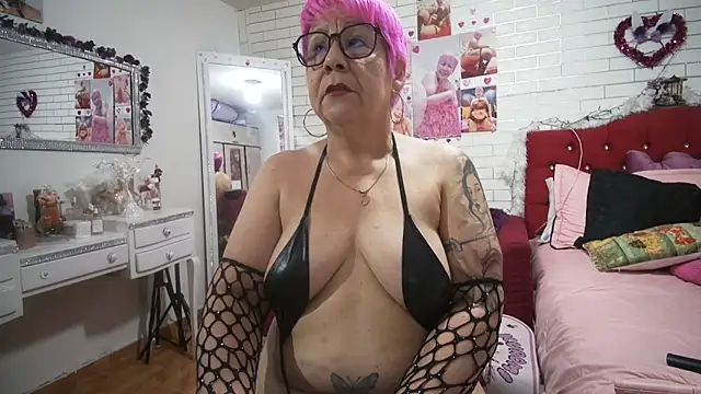 maturehot 65 online show from November 2025 11:05:01 PM