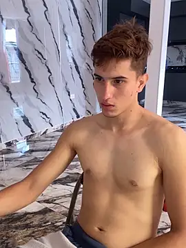 Snapshot of oliver_Lz chatting on November 2025 12:59:02 PM oliver Lz online show from November 2025 12:59:02 PM