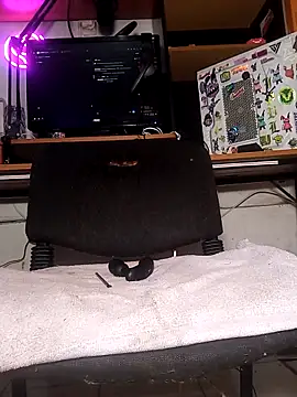 Lunita 5 online show from February 2026 03:12:01 PM