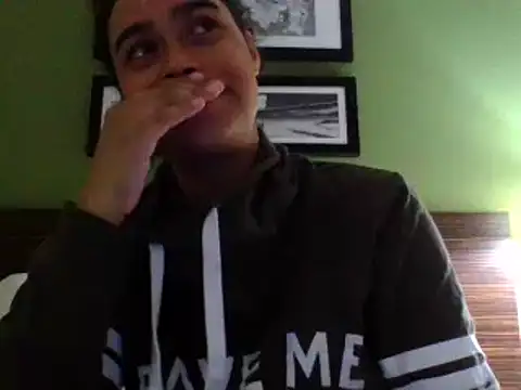 Snapshot of cinnaminnie chatting on January 2025 12:30:01 AM cinnaminnie online show from January 2025 12:30:01 AM