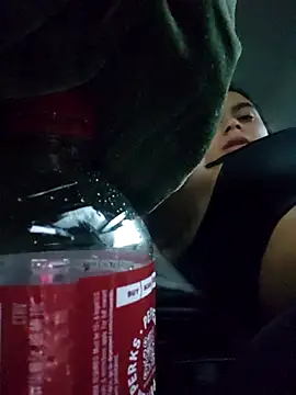 Snapshot of cinnaminnie chatting on March 2025 12:53:02 PM cinnaminnie online show from March 2025 12:53:02 PM