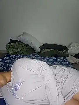 cinnaminnie online show from February 2026 06:28:02 PM