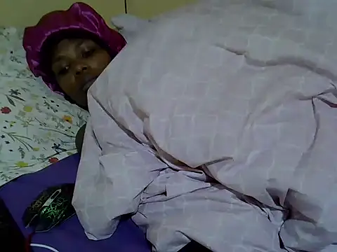 Snapshot of Just_Karu chatting on September 2025 06:18:01 AM Just Karu online show from September 2025 06:18:01 AM