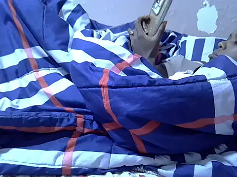 Snapshot of Just_Karu chatting on November 2025 10:32:01 PM Just Karu online show from November 2025 10:32:01 PM