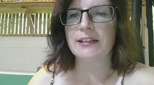 CrimsonMistress online show from December 2024 05:06:02 AM