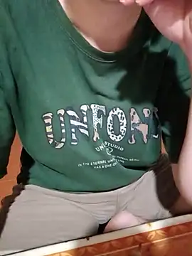 Snapshot of JasminePham chatting on October 2025 01:40:01 AM JasminePham online show from October 2025 01:40:01 AM