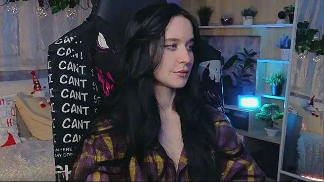 Snapshot of KiraLiLime chatting on February 2025 10:50:01 PM KiraLiLime online show from February 2025 10:50:01 PM