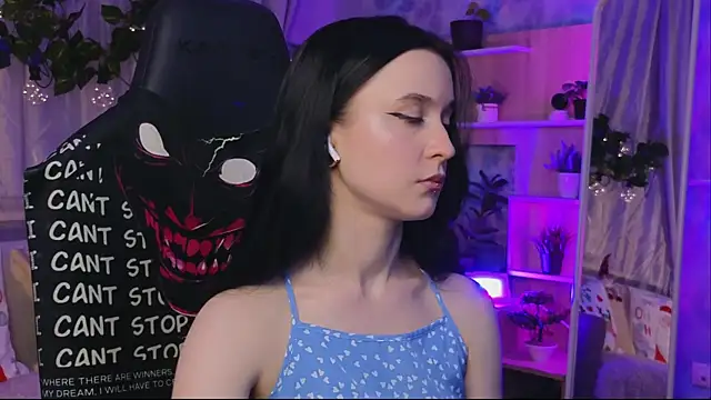 Snapshot of KiraLiLime chatting on March 2025 07:37:01 PM KiraLiLime online show from March 2025 07:37:01 PM