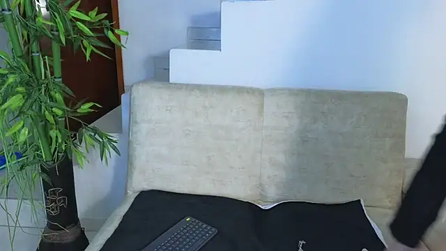 Lorenne Miller online show from October 2025 03:54:02 AM