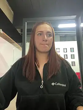 Snapshot of _KarolSmith chatting on January 2025 05:37:01 PM KarolSmith online show from January 2025 05:37:01 PM