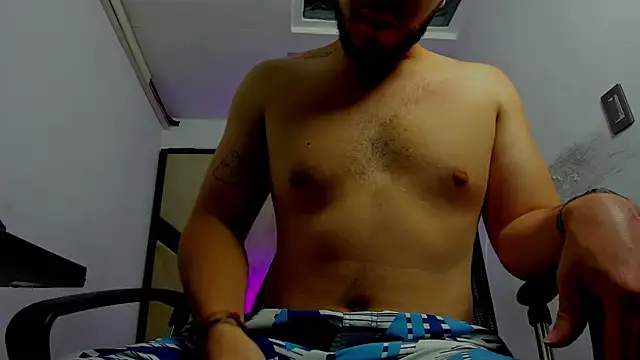 Snapshot of danielclarton1 chatting on November 2025 09:26:02 PM danielclarton1 online show from November 2025 09:26:02 PM