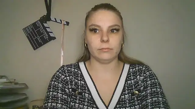 PetiteB Official online show from February 2025 05:50:01 PM