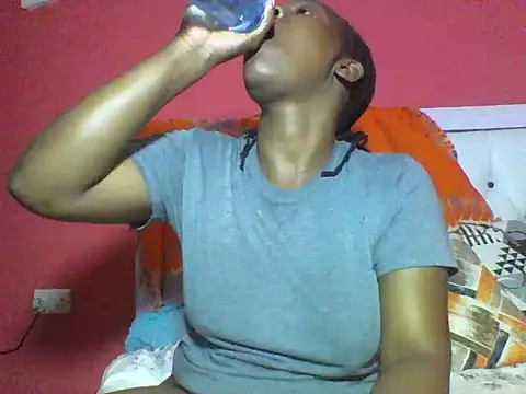 Snapshot of Sweet-piie chatting on October 2025 12:48:02 PM Sweet-piie online show from October 2025 12:48:02 PM