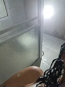 Snapshot of Sweet-diamondxxx chatting on November 2025 03:55:01 PM Sweet-diamondxxx online show from November 2025 03:55:01 PM