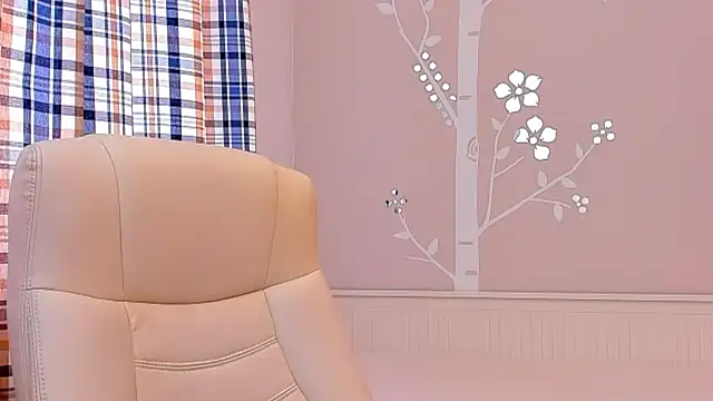 Snapshot of AniaGray chatting on January 2025 09:39:02 AM AniaGray online show from January 2025 09:39:02 AM