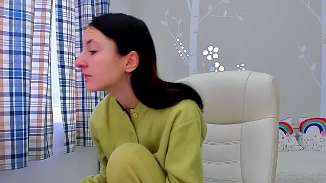 Snapshot of AniaGray chatting on February 2025 06:26:02 AM AniaGray online show from February 2025 06:26:02 AM