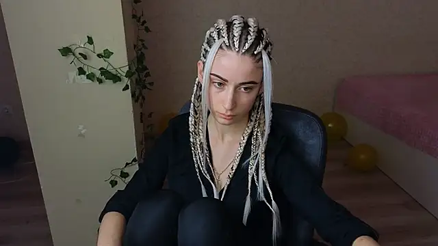 LittleFreya9 online show from February 2025 03:27:02 PM
