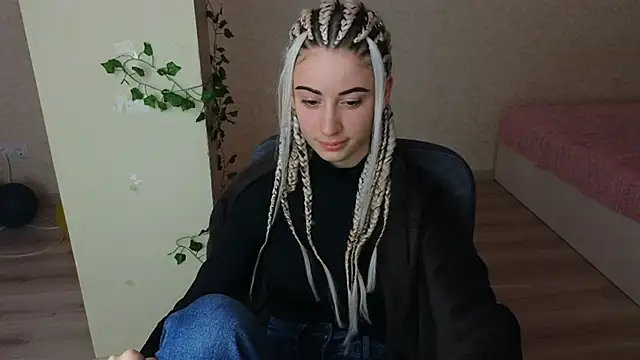 LittleFreya9 online show from February 2025 06:59:01 PM