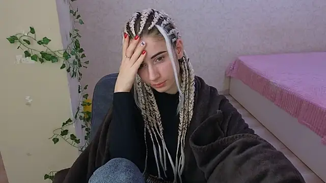 LittleFreya9 online show from February 2025 12:52:02 AM