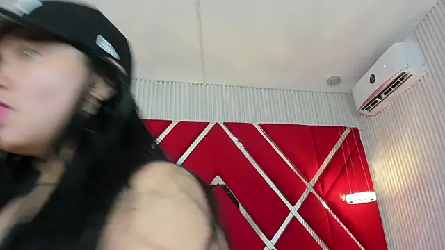 Snapshot of SusanCouper chatting on March 2026 10:36:01 PM SusanCouper online show from March 2026 10:36:01 PM