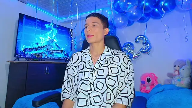 bryamer 19 online show from January 2025 01:39:02 AM