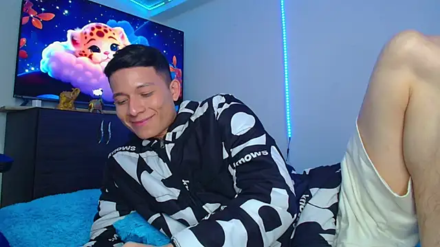 bryamer 19 online show from January 2025 08:04:02 AM