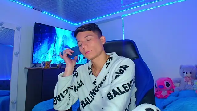 bryamer 19 online show from January 2025 04:05:01 AM