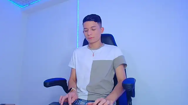 bryamer 19 online show from February 2025 02:40:01 AM