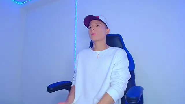 bryamer 19 online show from February 2025 02:07:01 AM