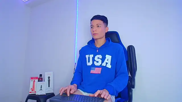 bryamer 19 online show from March 2025 01:04:02 AM