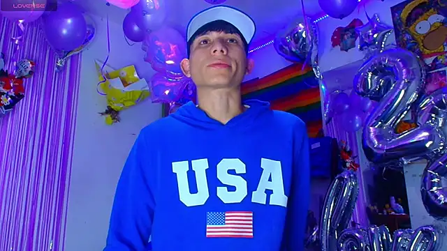 bryamer 19 online show from October 2025 11:05:01 PM