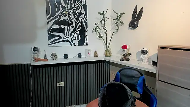 Daemon21 online show from January 2026 12:37:01 AM