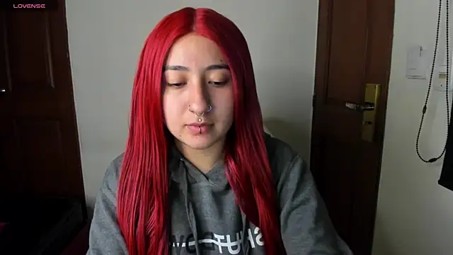 larissa01  online show from March 2025 02:59:01 AM