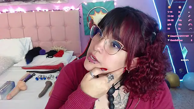 Snapshot of Ruby_Skywalker_ chatting on December 2024 07:20:02 AM Ruby Skywalker online show from December 2024 07:20:02 AM