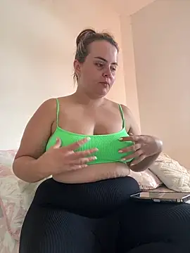 Im Amelia online show from March 2026 09:21:02 PM