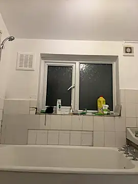 Snapshot of Oorgazmic chatting on December 2024 11:24:02 PM Oorgazmic online show from December 2024 11:24:02 PM